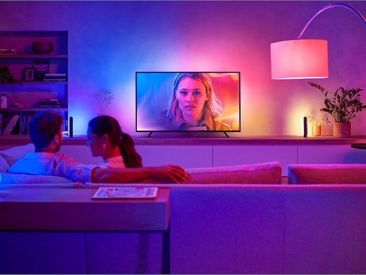 Produktbild Philips Hue Play Gradient Lightstrip 75" (RGBW, 304 cm, Indoor)