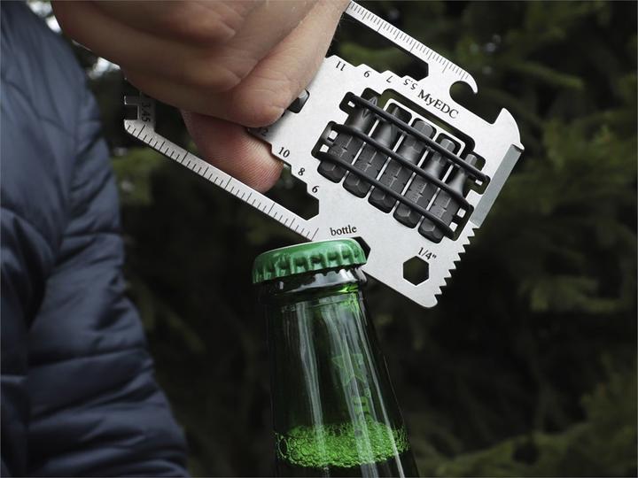 Produktbild MyEDC Brieftaschenkarte 34 in 1 (17 Funktionen)