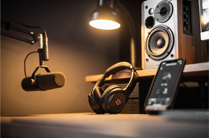 Actual product image Edifier STAX Spirit S3 (No noise cancelling, 80 h, Wireless, Cable)