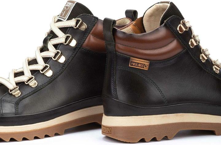 Actual product image Pikolinos Vigo (37)