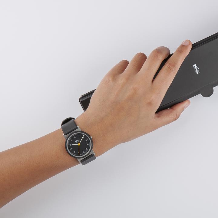 Immagine prodotto Braun Classico (Orologio da polso analogico, 33 mm)