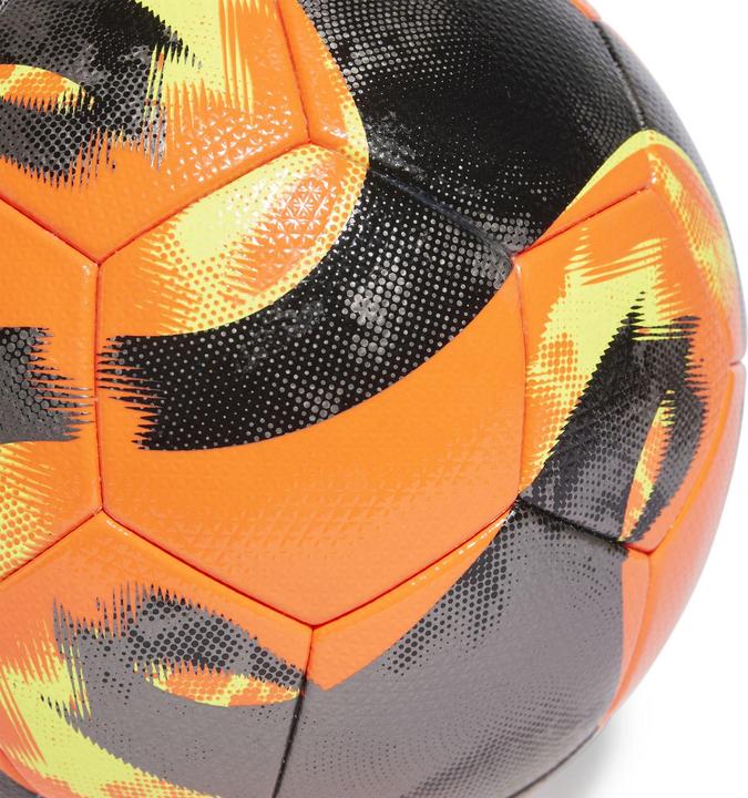 Immagine prodotto adidas pallone tiro pro winter (5)