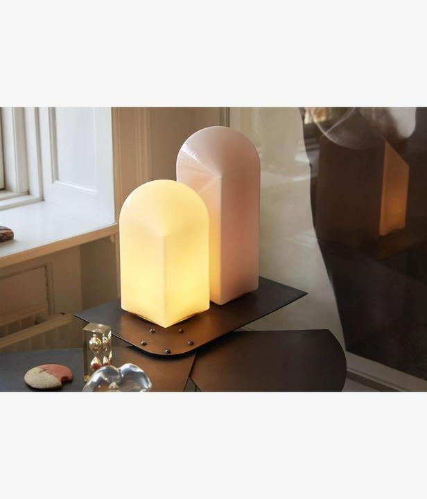 Image du produit HAY Lampe de chevet PARADE Coquille d'oeuf (150 lm)