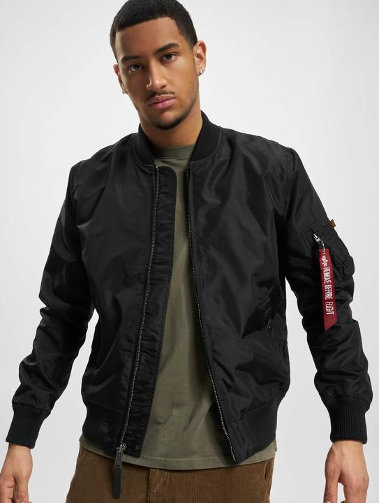 Actual product image Alpha Industries MA-1 TT (L)