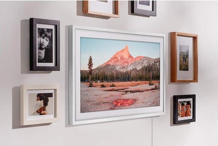 Actual product image Samsung The Frame QE32LS03C (32", LS03C, QLED, Full HD, 2023)