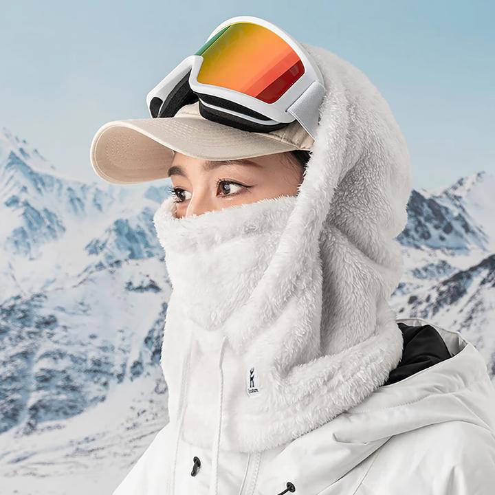 Actual product image Qunature Arctic Velvet Ski Balaclava Size L - White