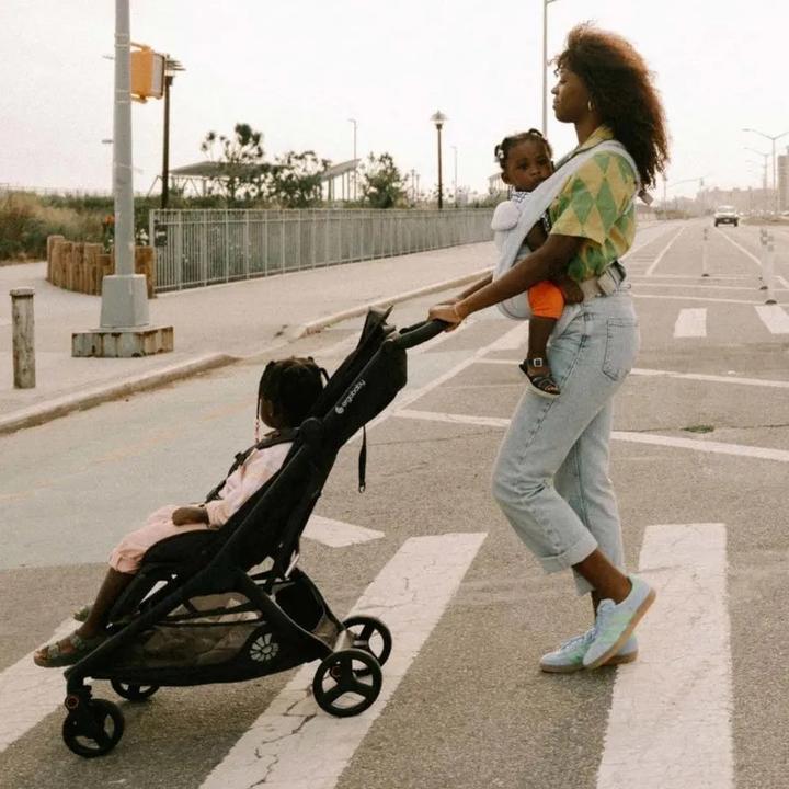 Immagine prodotto Ergobaby Metro 3 Stroller, Graphite Grey (0 Mesi - 4 anni)