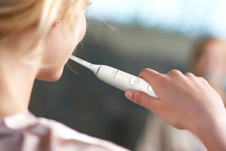 Actual product image Philips Sonicare DiamondClean Smart 9400 (Sonic toothbrush)