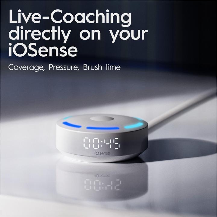 Actual product image Oral-B iO10 (Oscillating toothbrush)