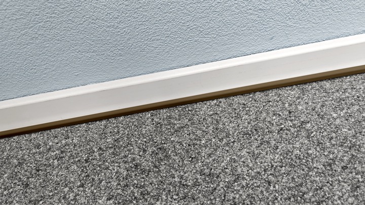Immagine prodotto Steffen Canalina multi cavo 11x9mm 4 aste 1m autoadesiva marrone (Tubazione, 100 cm)