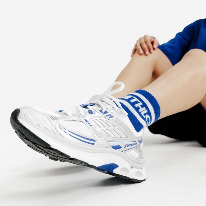 Actual product image Decathlon Sneaker Herren - RR2K weiss/grau/blau (41)