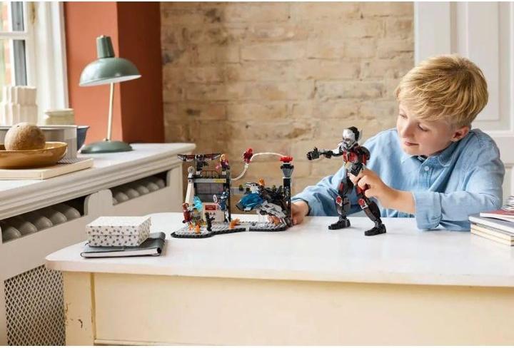 Produktbild LEGO Captain America: Civil War Actionduell (LEGO Marvel)