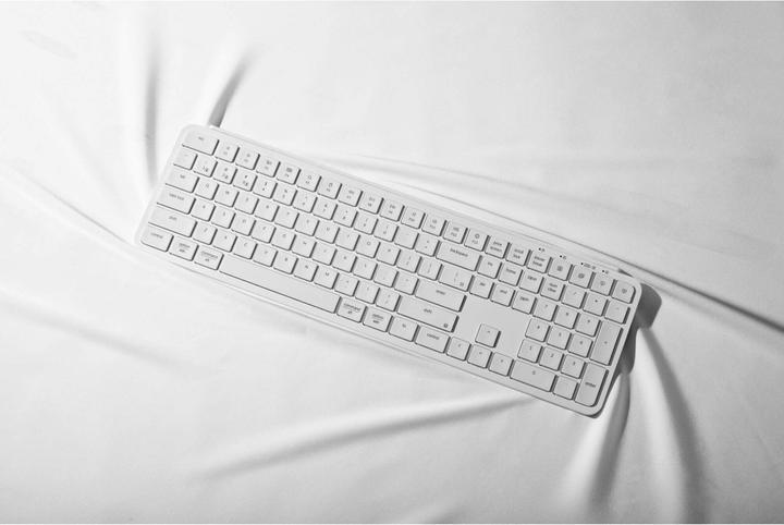 Actual product image Keychron B6 Pro (US, Wireless)