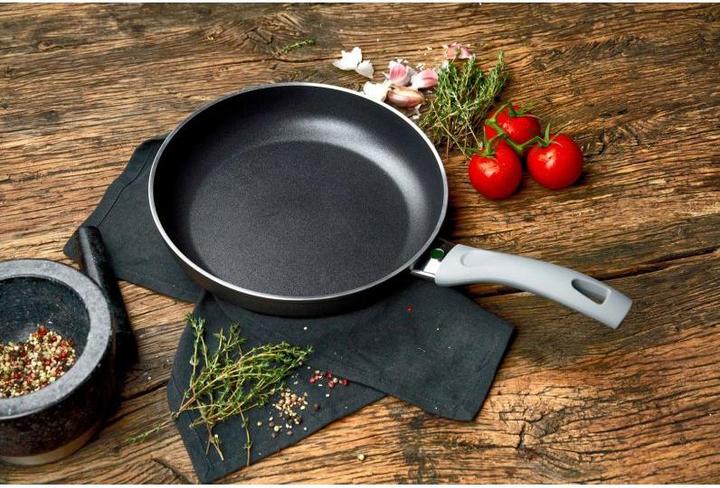Produktbild Zwilling Lazise Bratpfanne, 28 cm | Aluminium | rund (Bratpfanne, Aluminium, 28 x 8.90 cm)