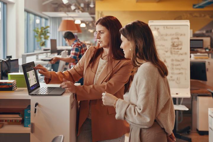 Productafbeelding HP EliteBook 630 G11 (13.30", 256 GB, 8 GB, Duitsland, Intel Core Ultra 5 125U)