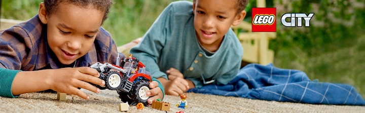 Actual product image LEGO Tractor (60287, LEGO City)