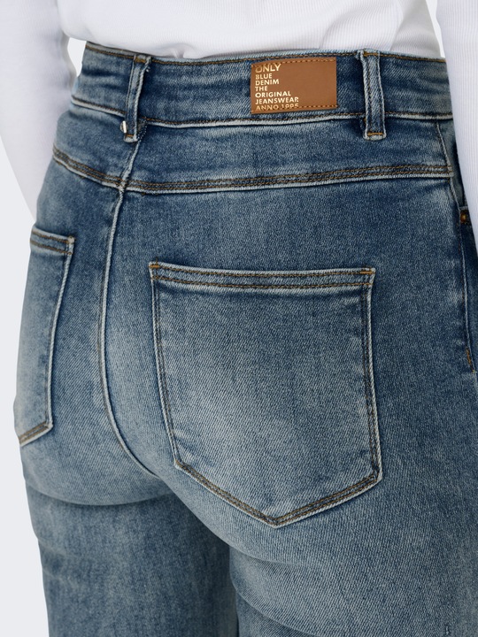 Actual product image Only ONLMila High Waist Flared Jeans (W26/L32)