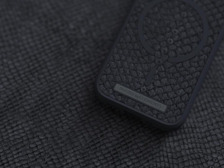Actual product image Njord Hard Cover Vindur Case for iPhone 13 Mini (Apple iPhone 13 mini)