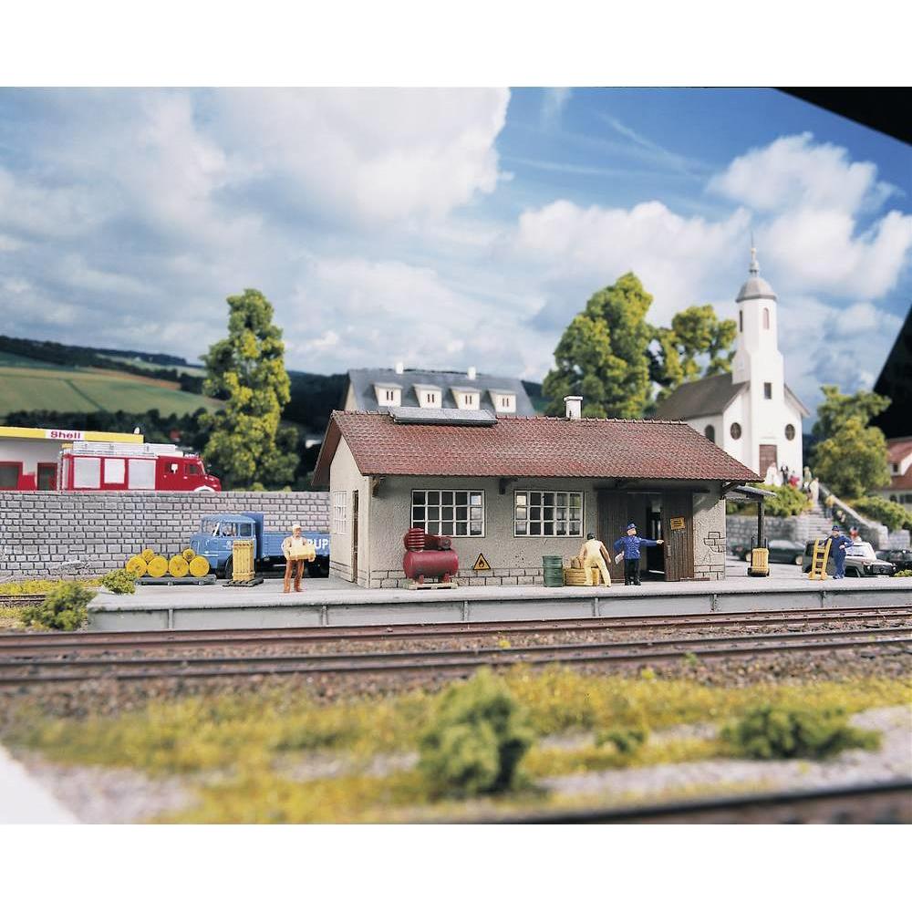 Piko H0 61824 H0 Güterschuppen Burg