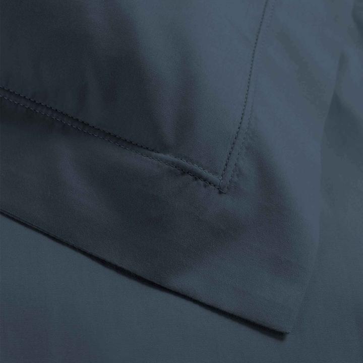 Image du produit Casativo Taie d'oreiller en percale de coton, Housse de coussin avec bordure décorative (63 x 63 cm)