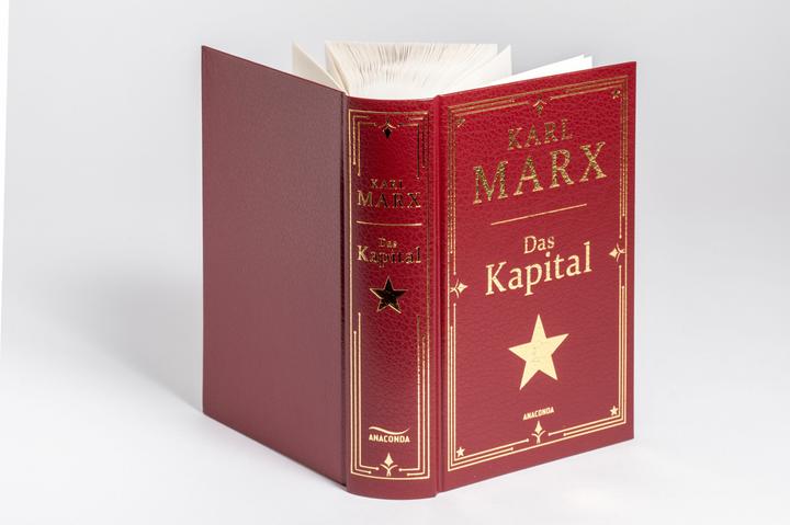 Actual product image Das Kapital. Gebunden in Cabra-Leder, mit Goldprägung (German, Charles Marx, 2024)