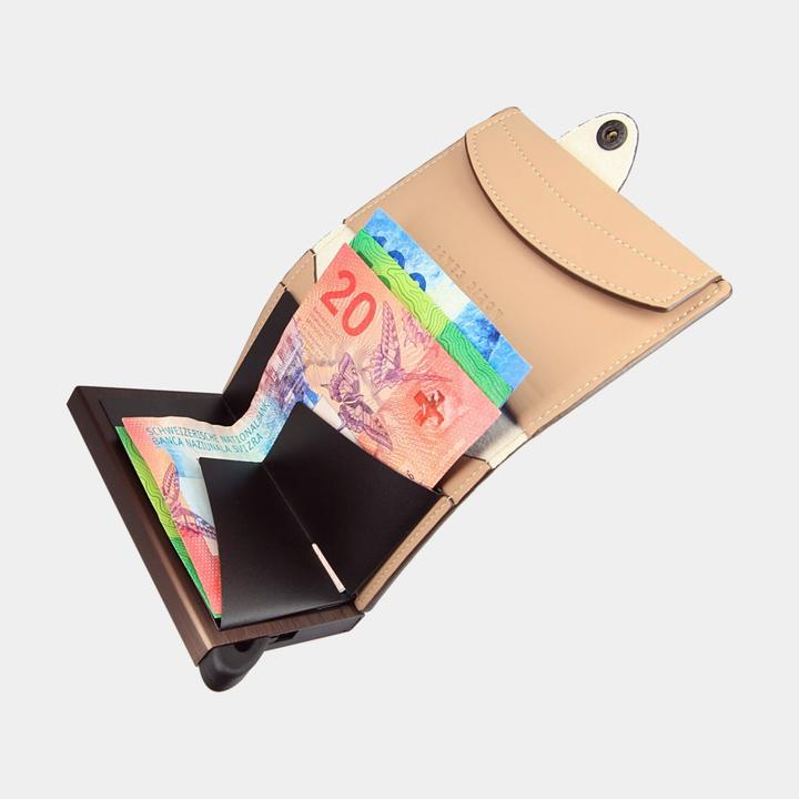 Actual product image James Dixon Botón Nautica - Sand Brown - Coin pocket