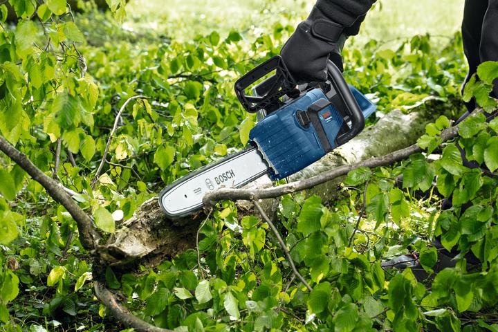 Produktbild Bosch Hausgeräte GKE 18V-40 (Akku Kettensäge)