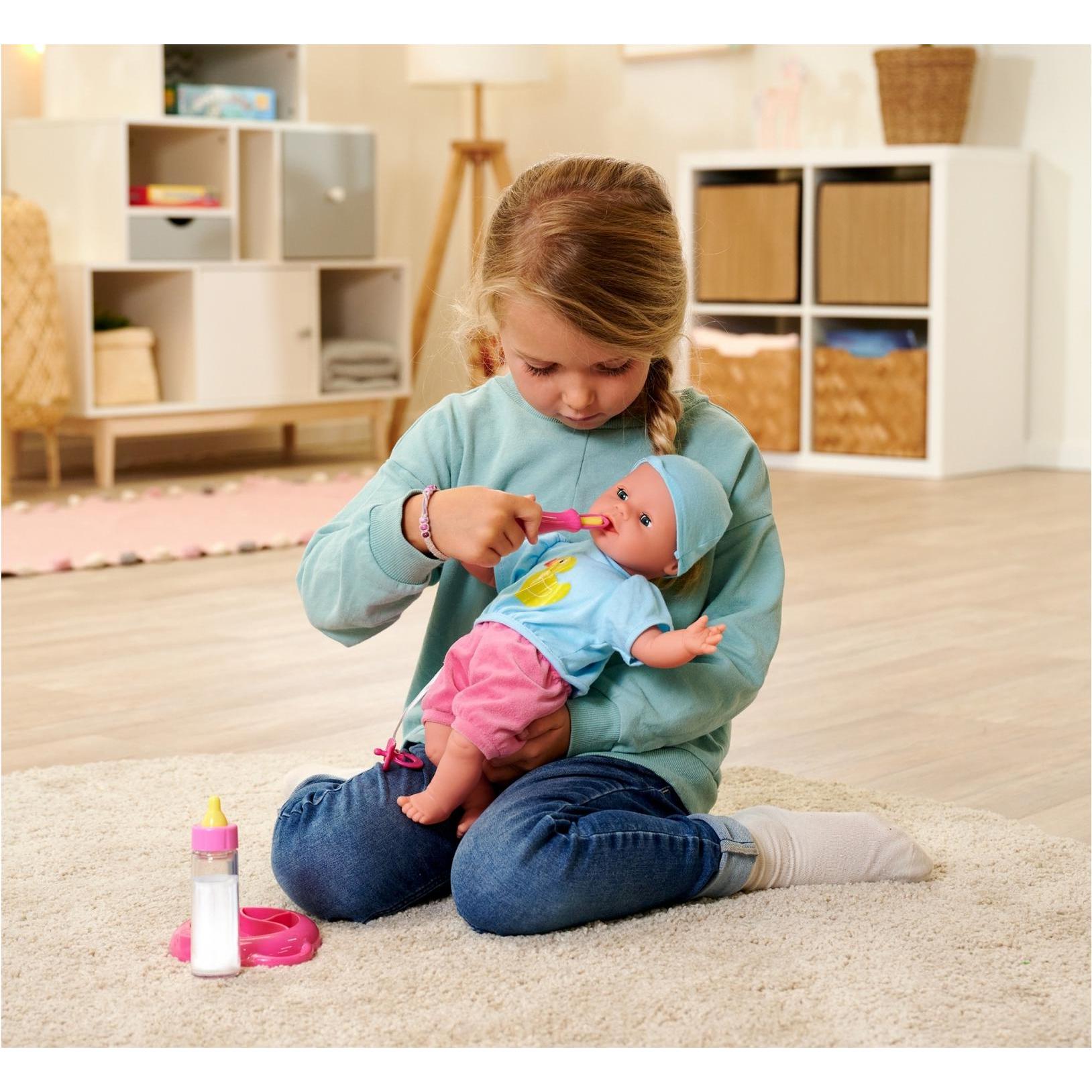 Thumbnail - Simba Laura Hungry