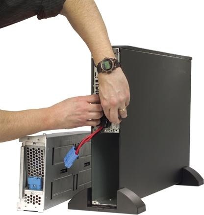 Actual product image APC SUM1500RMXLI2U, Smart-UPS XL Modular 1500VA, 1425W (1500 VA, 1425 W, Line-interactive UPS)