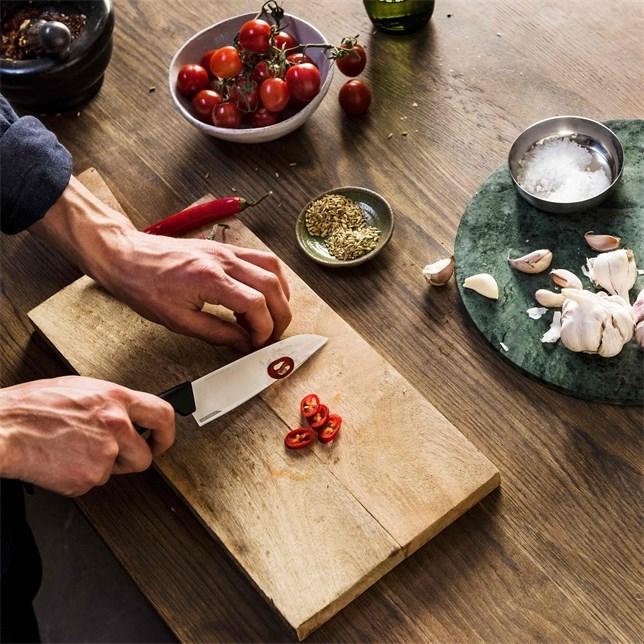 Produktbild Fiskars Hard Edge Small cook's peilis (13.50 cm)