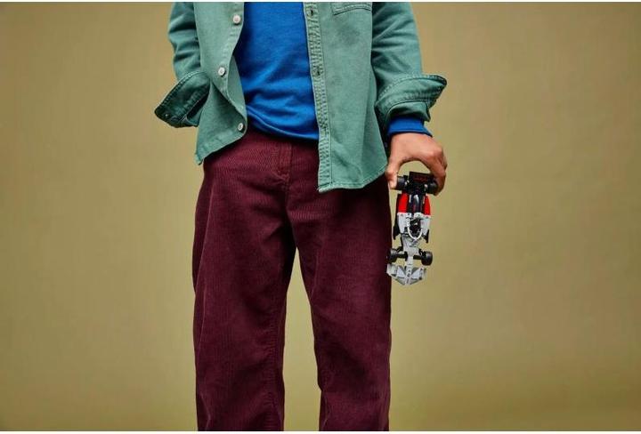 Actual product image LEGO Audi Revolut F1 Team R26 racing car (77259, LEGO Speed Champions)