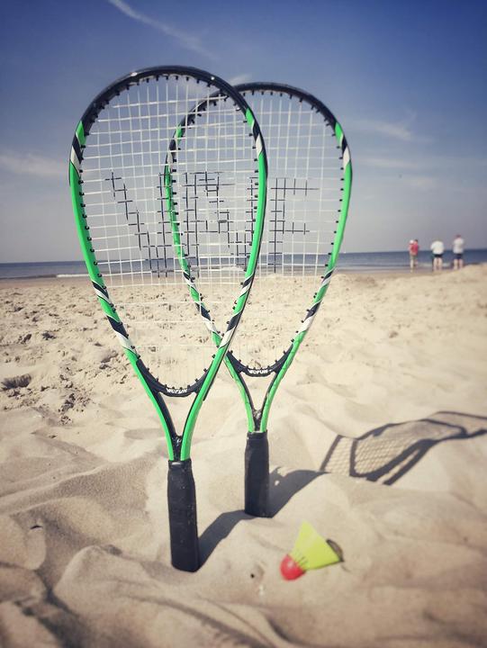 Actual product image Victor Vicfun Speed Badminton Set VF-100