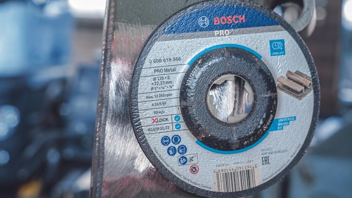 Immagine prodotto Bosch Professional Zubehör Disco da sbavo PRO Metal X-Lock, 125 x 6 x 22,23 mm