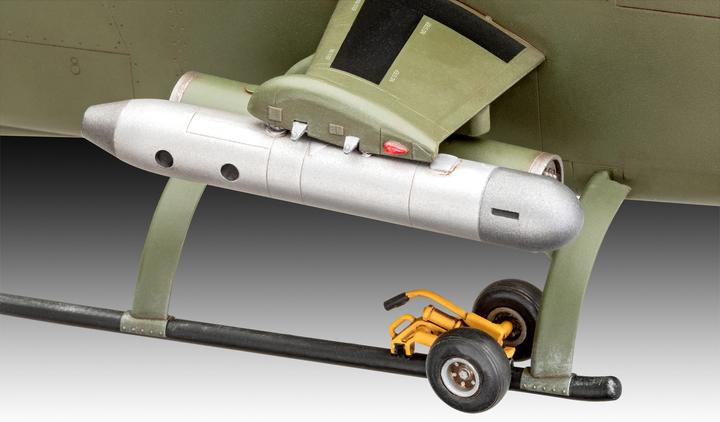 Actual product image Revell AH1G Cobra