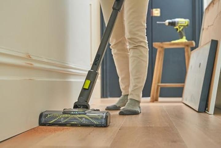 Actual product image Ryobi One+ støvsugersaet RSVS18BL-1C40G w/batteri & charger