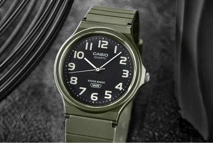 Actual product image Casio MQ-24UC-3BDF Clock + BOX (Analogue wristwatch)