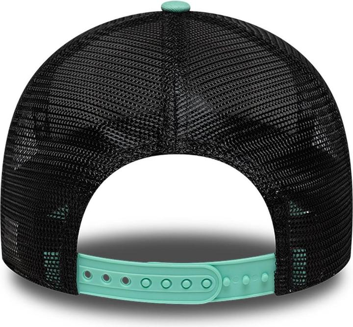 Actual product image New Era NE Location Patch (One size)