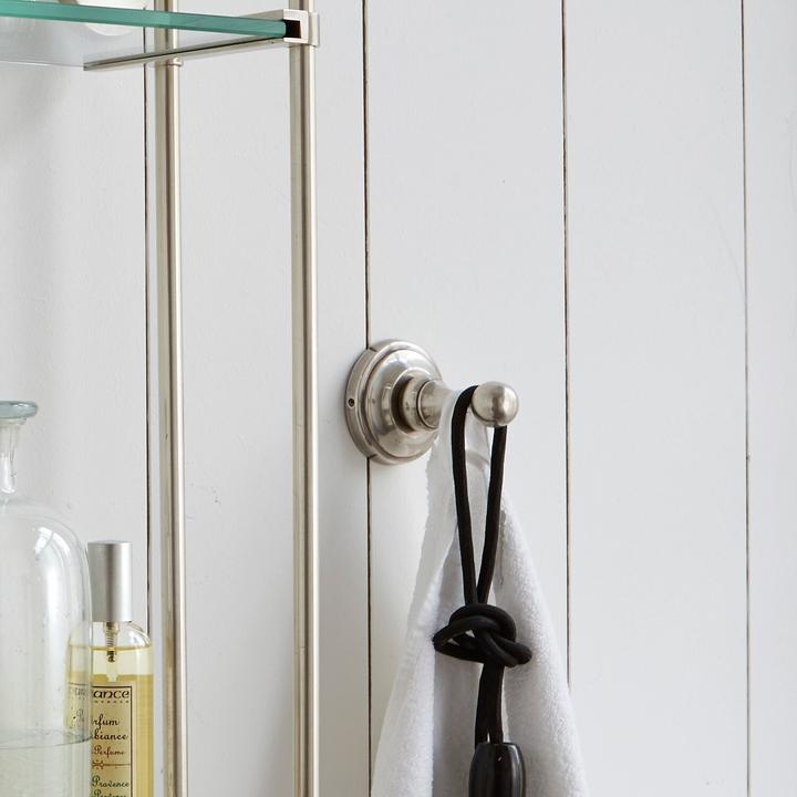 Actual product image Loberon Hook Welson