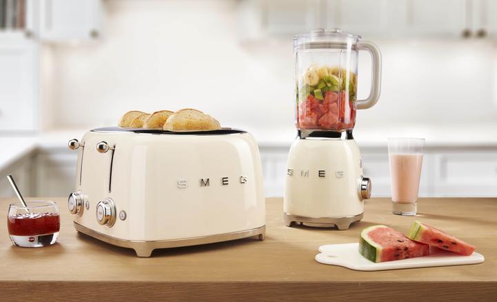 Actual product image Smeg Toaster