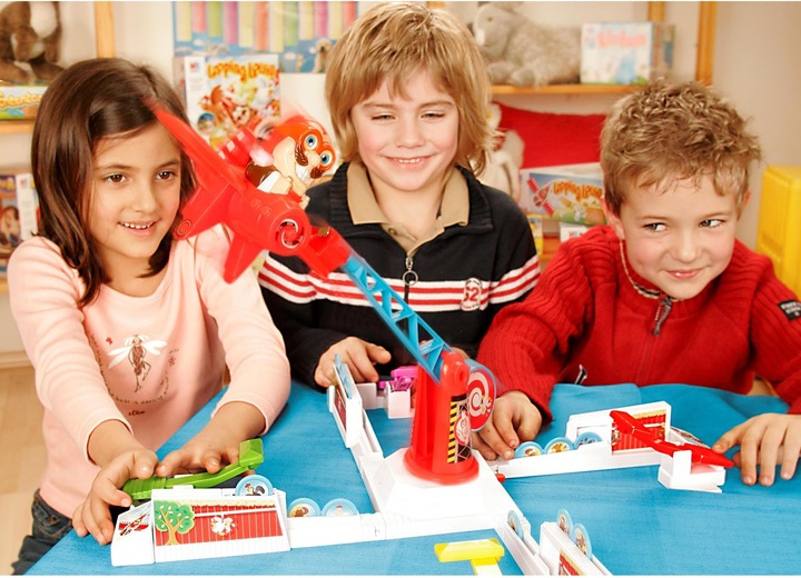 Actual product image Hasbro Gaming Looping Louie (German)