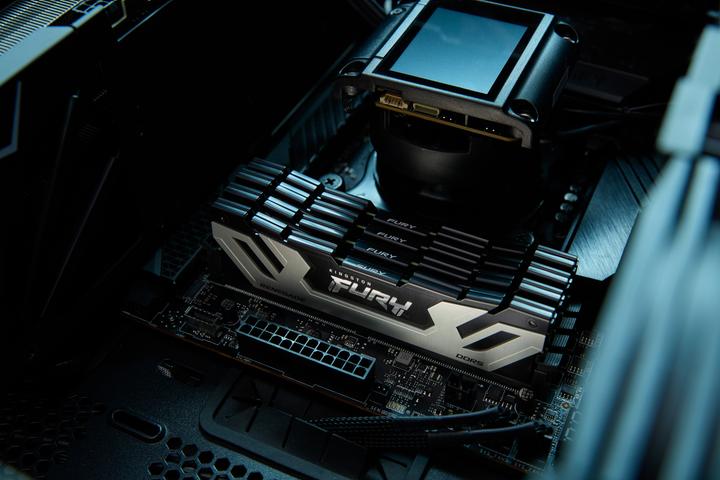 Produktbild Kingston 48GB 8800MT/s DDR5 CL42 CUDIMM Kit of 2 FURY Renegade Silver (2 x 24GB, 8800 MHz, DDR5-RAM, CU-DIMM)