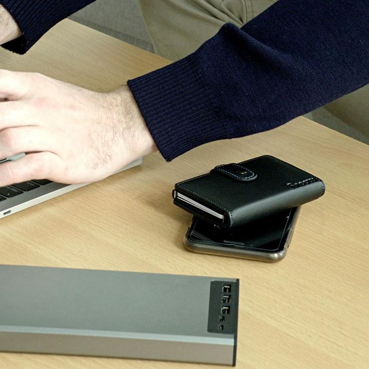 Actual product image Moovy Slide Cards RFID