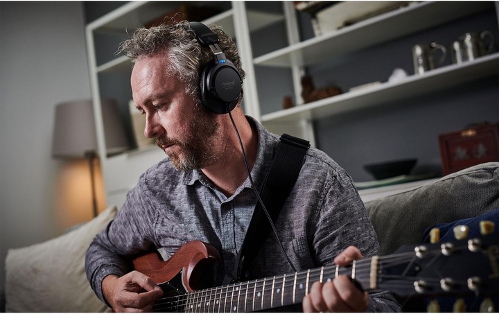 Actual product image Roland RH-200 (No noise cancelling, Cable)