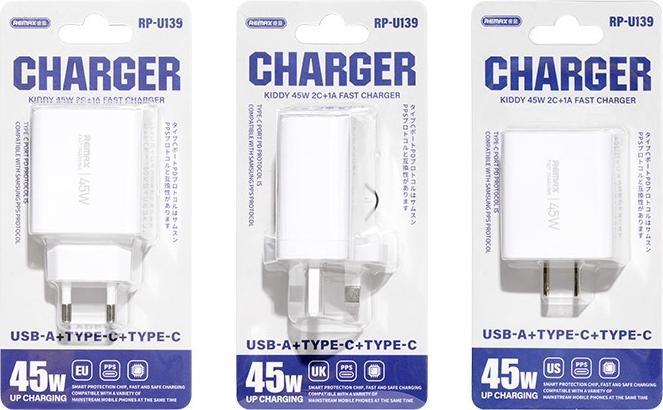 Actual product image Remax KIDDY SERIES 45W RP-U139 2xUSB-C/1xUSB WEISSES Wandladegerät (45 W, 3 ports)