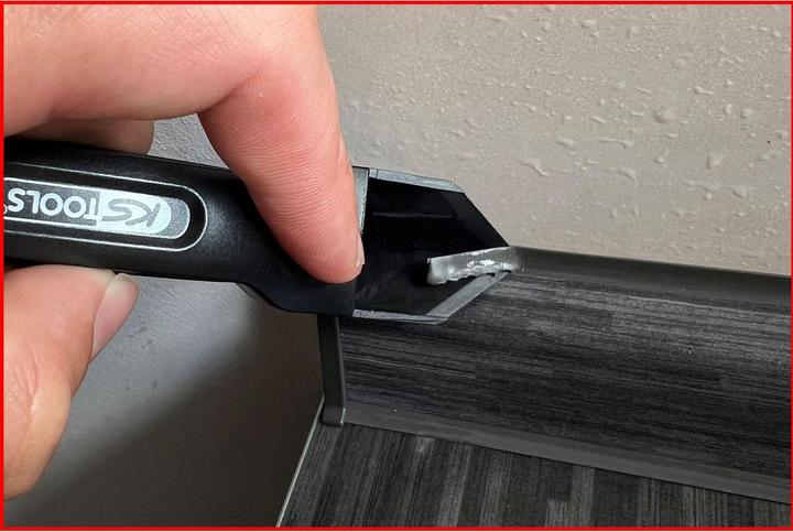 Actual product image KS Tools FUGENFIX silicone scraper and remover set