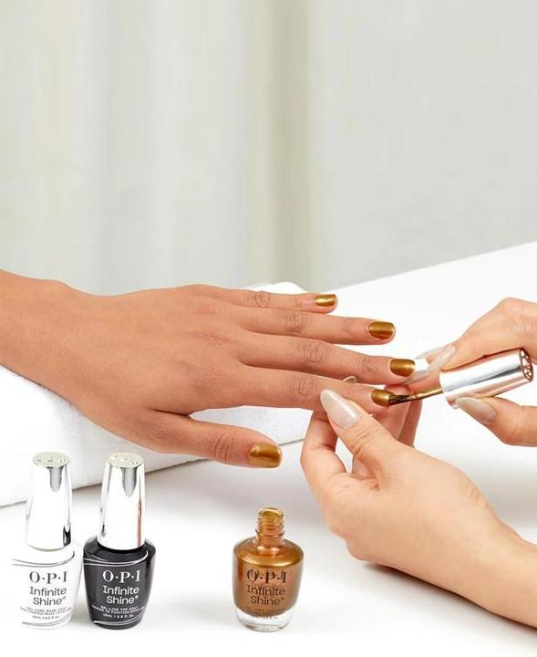 Immagine prodotto OPI Lucentezza infinita Stunstoppable (ISL105 Stunstoppable, Smalto)