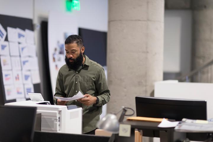 Produktbild HP M653dn (Laser, Farbe)