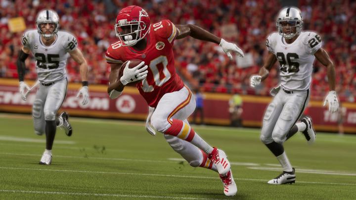 Immagine prodotto NoName Madden NFL 21 (solo per il Regno Unito) (Xbox Series X, EN)