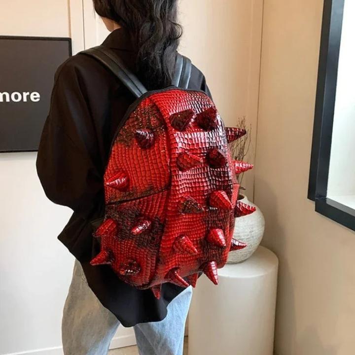 Produktbild Only-Bags.Store Ein Rucksack im Punk-Stil, ein modischer Igel, eine grosse geräumige Reisetasche aus Kunstleder