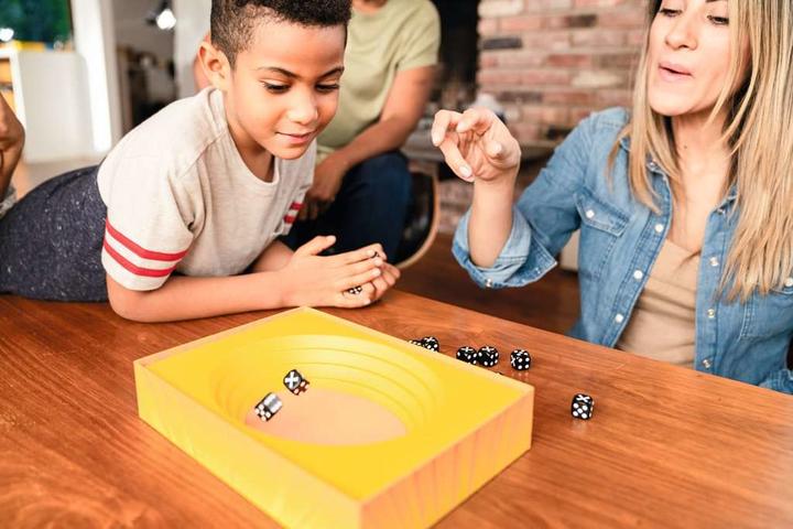 Produktbild Ravensburger Strike (Deutsch, Englisch, Französisch, Italienisch, Niederländisch, Spanisch)